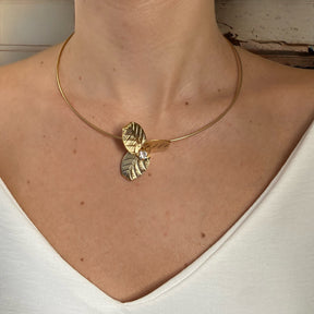 Choker Folheada a ouro e flor com zircônia